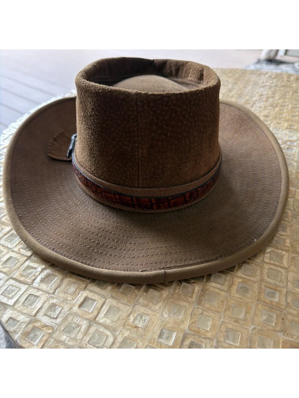 Henschel Brown Suede Western Hat Faux Croc Band & Feather Trim Size M USA Made